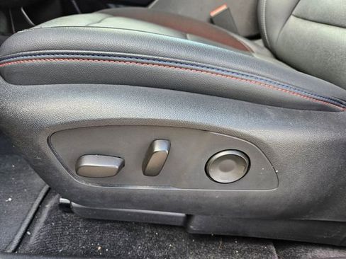 Used 2024 Chevrolet Equinox EV RS image 9