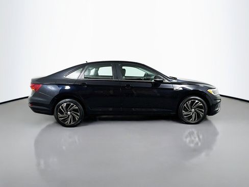 Used 2019 Volkswagen Jetta SEL Premium image 6