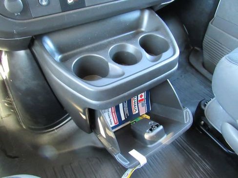 Used 2024 GMC Savana 2500 w/ Driver Convenience Package image 16