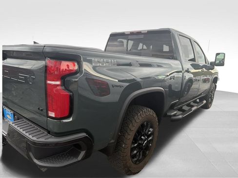 Used 2025 Chevrolet Silverado 2500 LT w/ Trail Boss Package AWD/4WD image 21