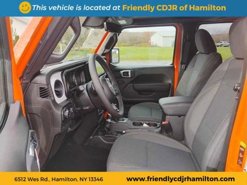 New 2025 Jeep Gladiator Sport image 10