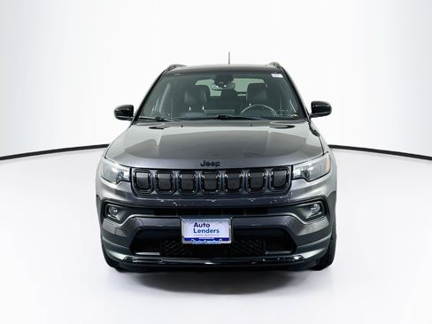 Used 2022 Jeep Compass Latitude w/ Sun and Sound Group AWD/4WD image 2
