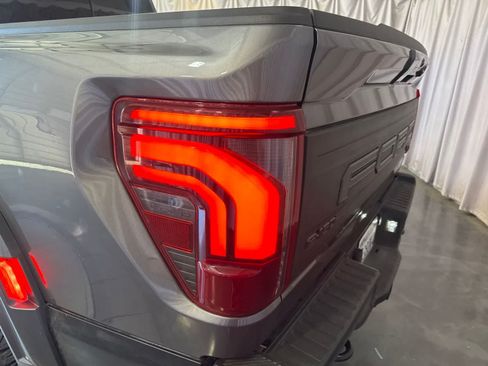 Used 2025 Ford F150 Raptor AWD/4WD image 12