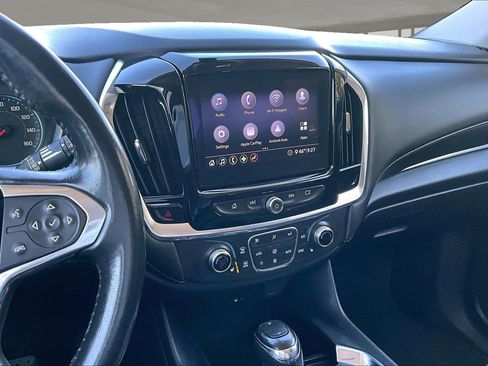 Used 2020 Chevrolet Traverse LT AWD/4WD image 7