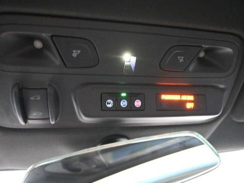 Used 2022 Chevrolet Camaro SS image 17