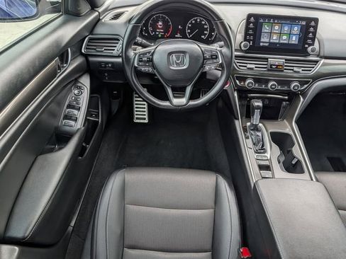 Used 2022 Honda Accord Sport image 11