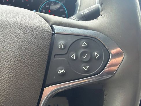 Used 2019 Chevrolet Traverse Premier w/ Driver Confidence II Package FWD image 10