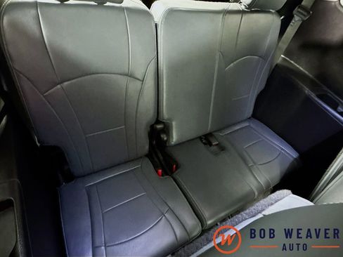 Used 2021 Buick Enclave Essence AWD/4WD image 34