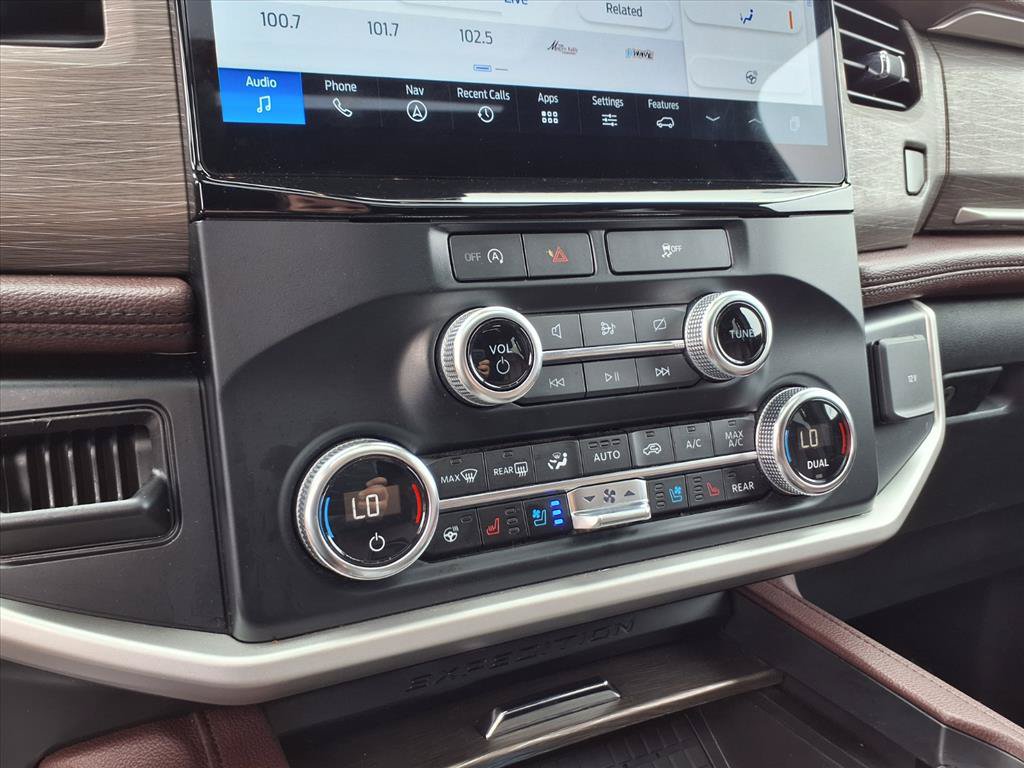 Used 2024 Ford Expedition Max Limited AWD/4WD image 15
