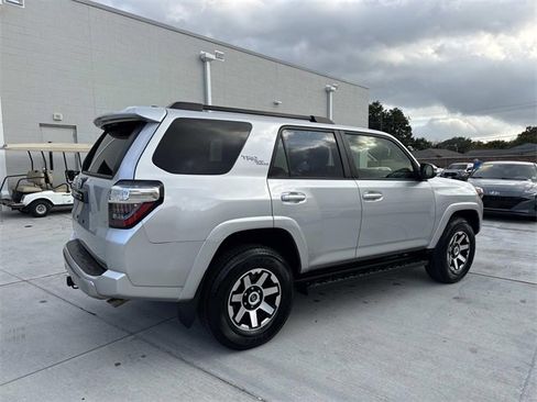 Used 2024 Toyota 4Runner TRD Off-Road Premium image 7