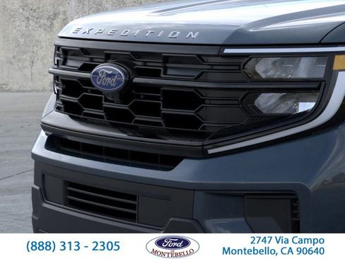 New 2026 Ford Expedition Max Active image 9