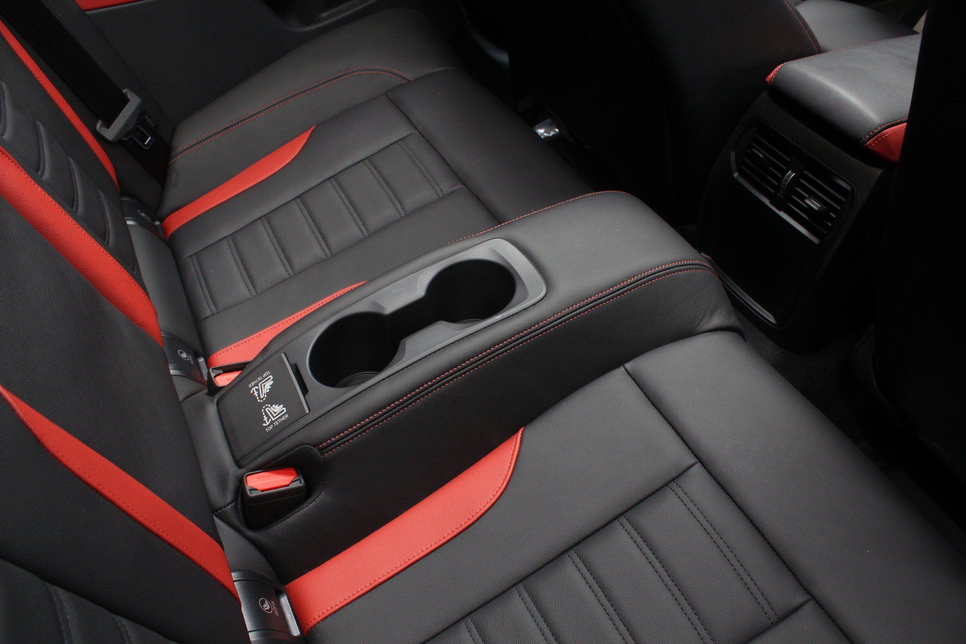 Used 2026 BMW M440i Convertible w/ Premium Package RWD image 59