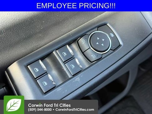 New 2026 Ford F250 XL w/ XL Chrome Package AWD/4WD image 17