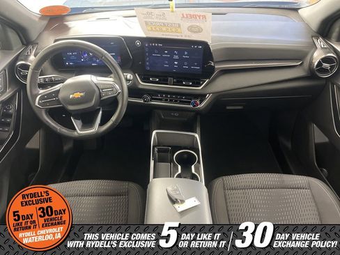 Certified 2025 Chevrolet Equinox LT w/ LPO, Floor Liner Package image 22