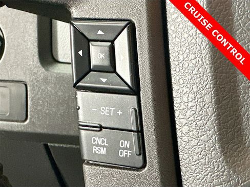 Used 2011 Ford F150 XLT w/ XLT Chrome Pkg image 32