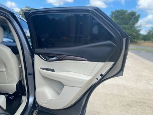 Used 2021 Buick Envision Avenir w/ Technology Package II FWD image 13