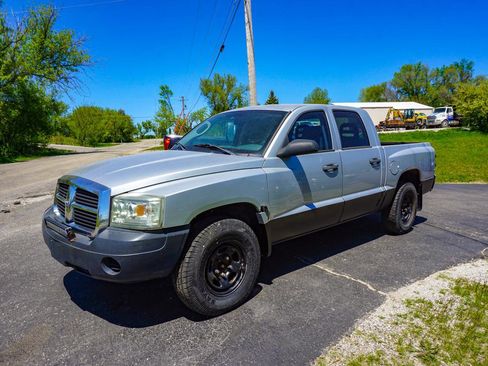Used 2005 Dodge Dakota ST AWD/4WD image 7