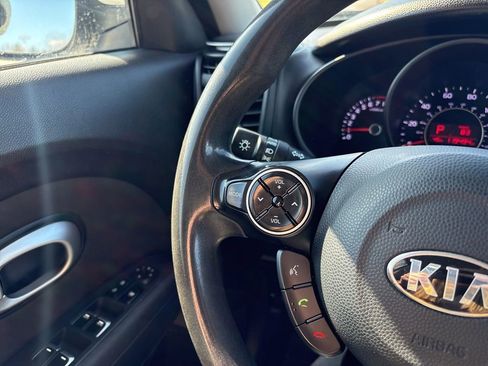 Used 2019 Kia Soul + image 35