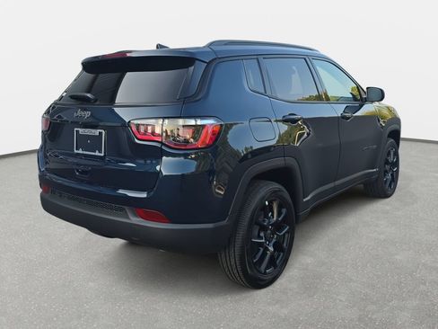 New 2026 Jeep Compass Latitude AWD/4WD image 5