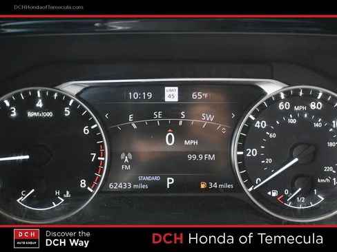 Used 2022 Nissan Pathfinder SL w/ SL Premium Package FWD image 10