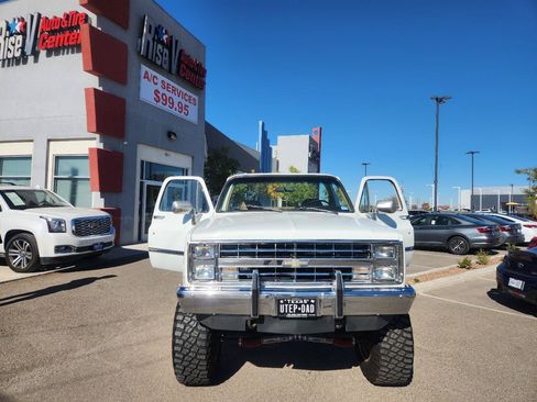 Used 1987 Chevrolet Blazer 4WD image 18