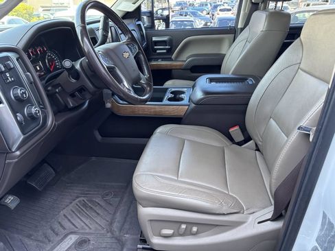 Used 2019 Chevrolet Silverado 3500 LTZ w/ Duramax Plus Package AWD/4WD image 13