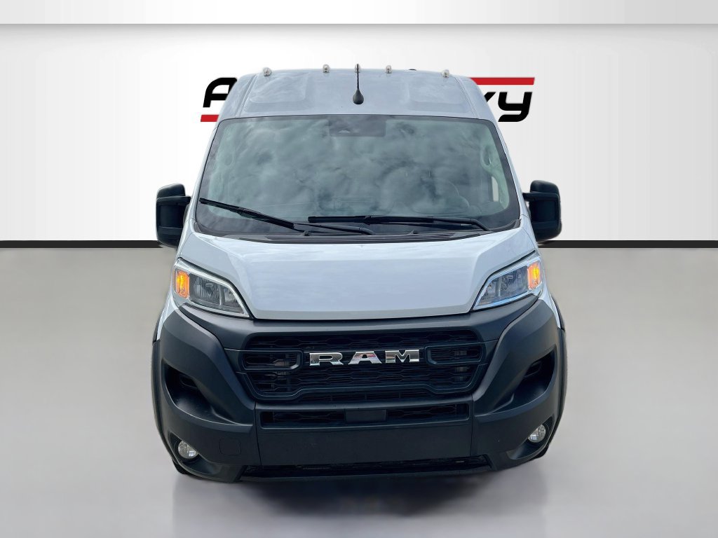 Used 2024 RAM ProMaster 2500 w/ Convenience Group FWD image 2