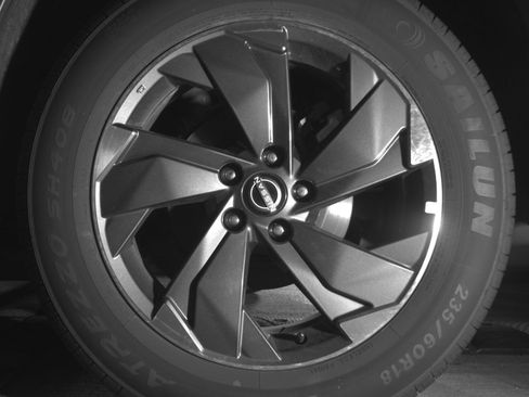 Used 2025 Nissan Rogue SV image 14