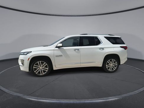 Used 2023 Chevrolet Traverse High Country FWD image 5