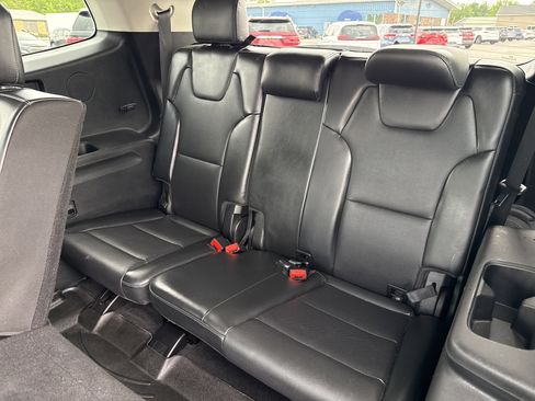 Used 2020 Kia Telluride S w/ S 8 Passenger Seating Package AWD/4WD image 14