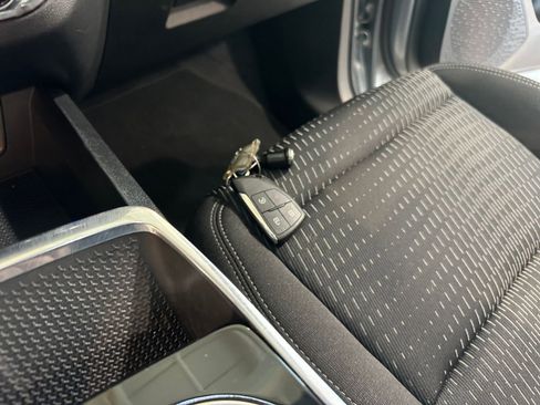 Used 2025 Chevrolet Equinox LT image 21