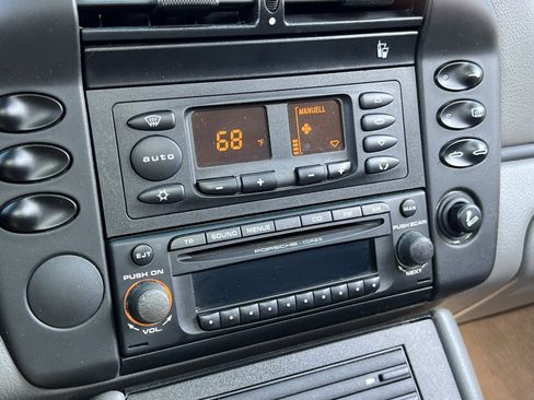 Used 2003 Porsche Boxster image 21