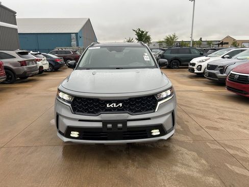 Used 2023 Kia Sorento SX AWD/4WD image 5