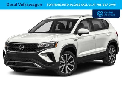 Certified 2022 Volkswagen Taos SE w/ IQ.Drive SE Package