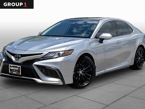 Used 2024 Toyota Camry XSE FWD image 1