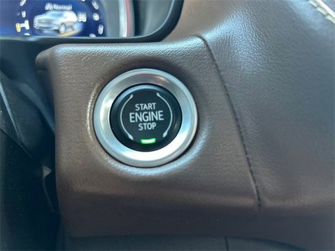 Used 2023 Chevrolet Suburban High Country image 26