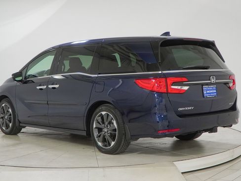 Certified 2023 Honda Odyssey Elite image 7