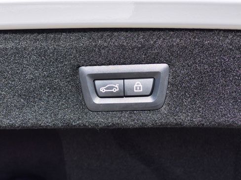 Certified 2022 BMW 740i xDrive image 8