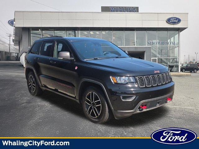 Used 2019 Jeep Grand Cherokee Trailhawk AWD/4WD image 1