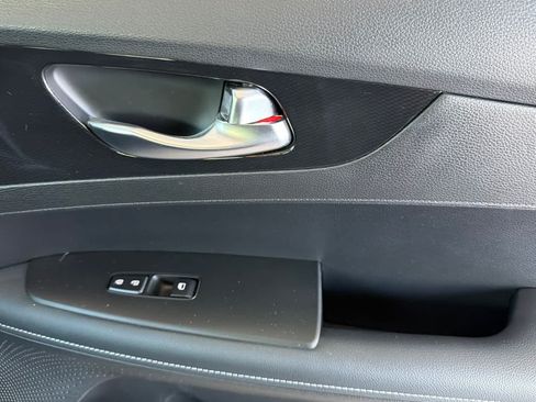 Used 2024 Kia Forte GT-Line FWD image 17