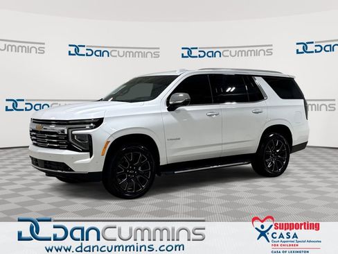 Used 2025 Chevrolet Tahoe Premier AWD/4WD image 1