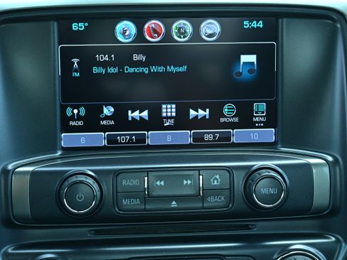 Used 2018 Chevrolet Silverado 1500 LT w/ All Star Edition image 17