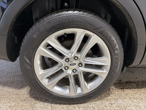 Used 2016 Ford Explorer Limited w/ Equipment Group 301A image 33