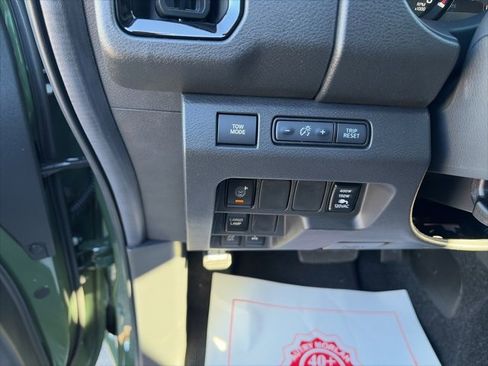 New 2026 Nissan Frontier PRO-4X w/ Pro-4x Convenience Package image 18