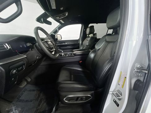 Used 2022 Jeep Wagoneer Series III w/ Convenience Group I image 22