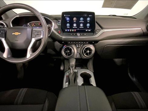 Used 2024 Chevrolet Blazer LT w/ Convenience Package FWD image 15