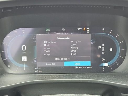 Certified 2023 Volvo XC40 B5 Plus w/ Climate Package image 17