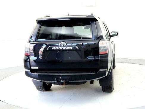 Used 2023 Toyota 4Runner SR5 Premium w/ Moonroof Package AWD/4WD image 5