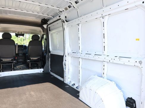 Used 2023 RAM ProMaster 2500 FWD image 21