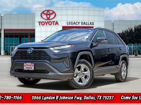 Used 2024 Toyota RAV4 LE AWD/4WD image 1